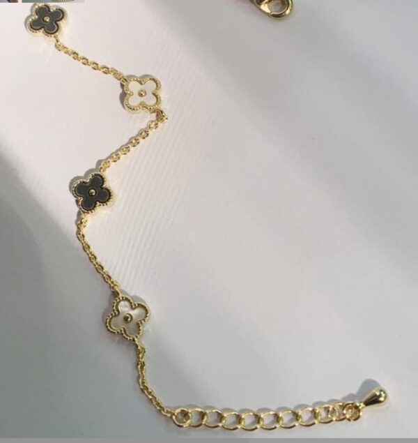 Mini Five Clover Bracelet in Black & Pearl