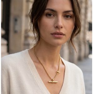 Envy Gold Necklace with Double T-Bar Design