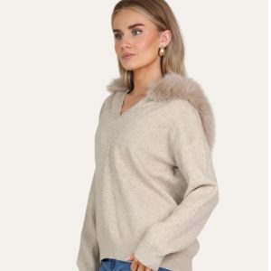 Fur Hood V-Neck Jumper